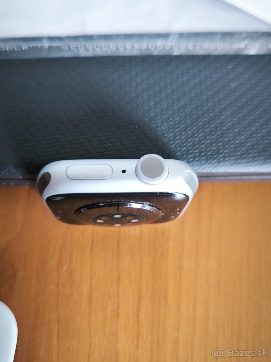 Apple watch 8 silver aluminium case 41mm - 2