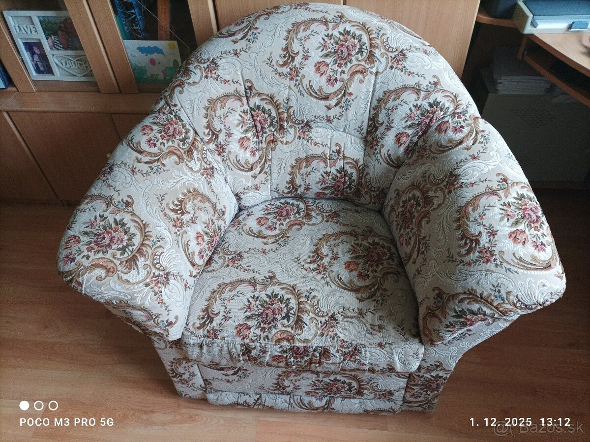 Rozťahovacia sedacia súprava + 1 kreslo - 2