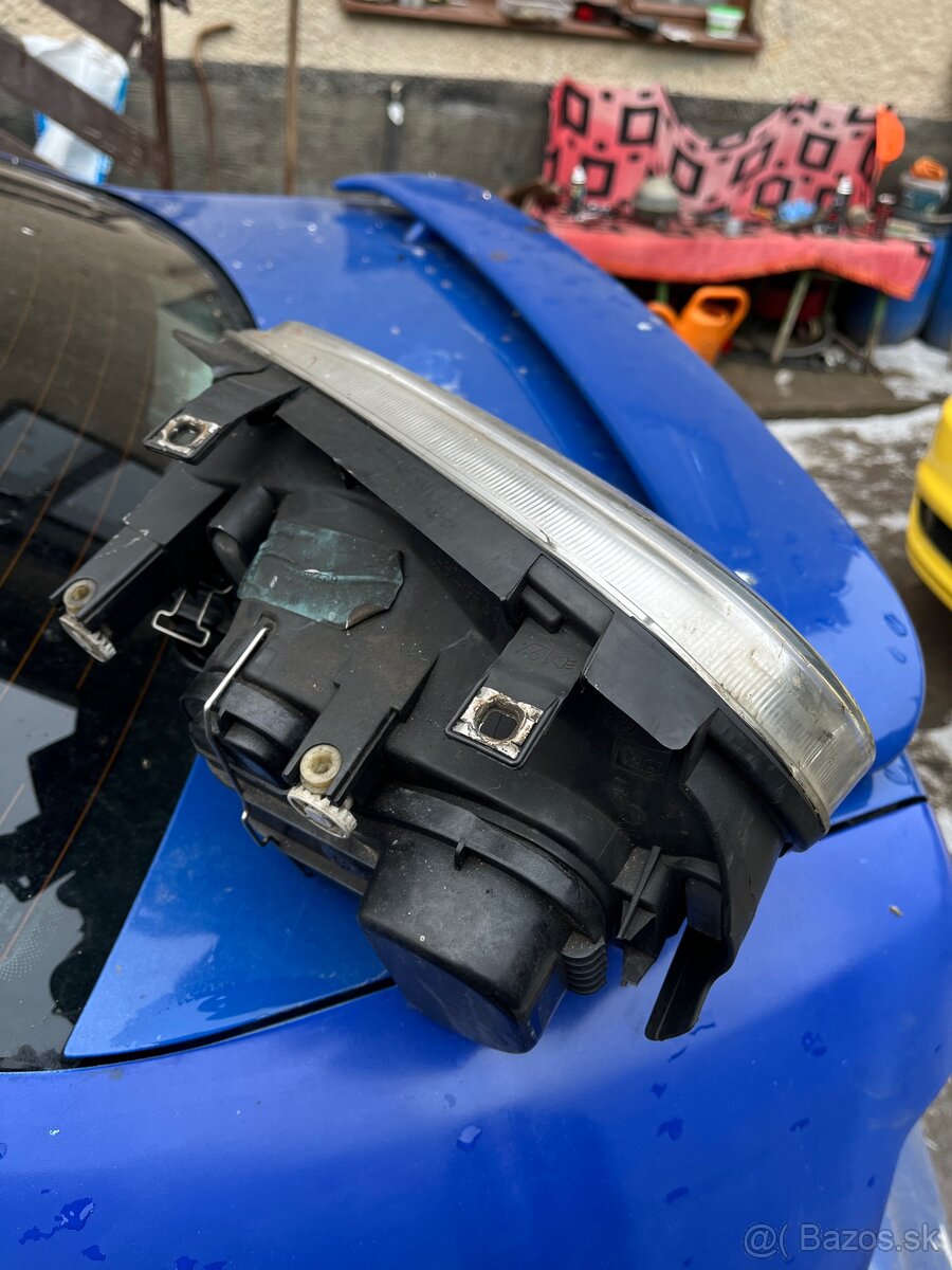 Predné svetlo GOLF 4 - 2