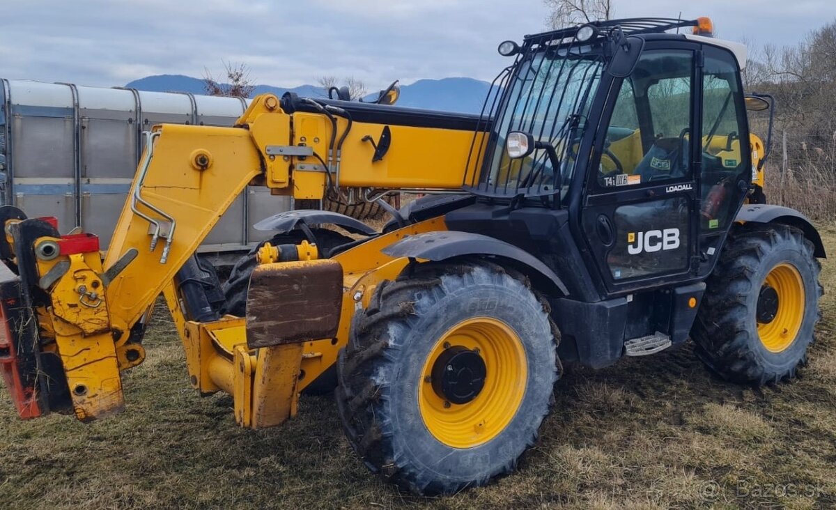Teleskopický nakladač manipulátor JCB 533 - 105 - 2
