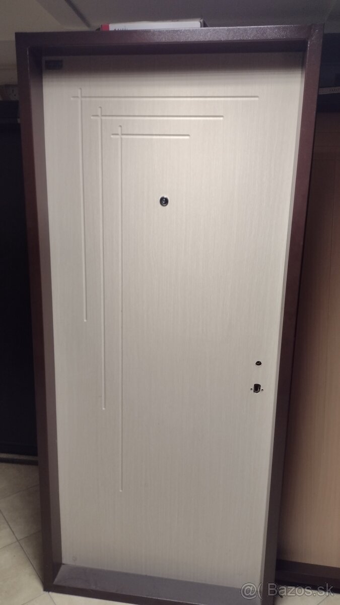 Bezpečnostné dvere (Jaseň) - 2