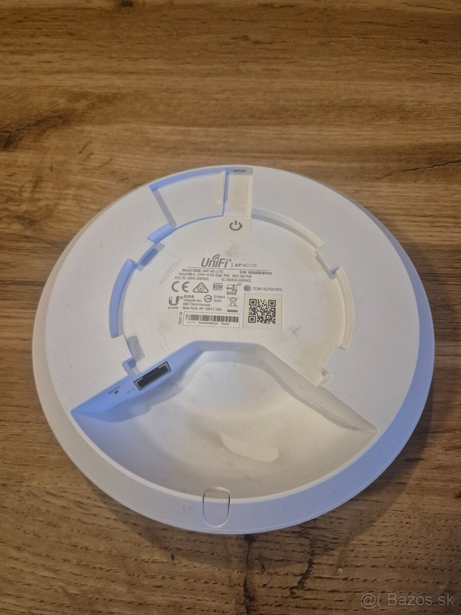 Ubiquiti UniFi AP-AC-LITE - 2