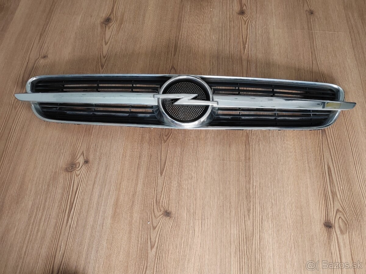 Opel Meriva predná maska - 2