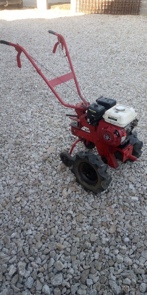 Malotraktor - paroháč - 2