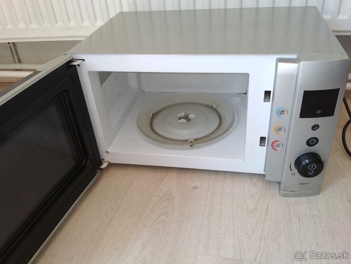 Mikrovlnka Electrolux EMS2020 - 2