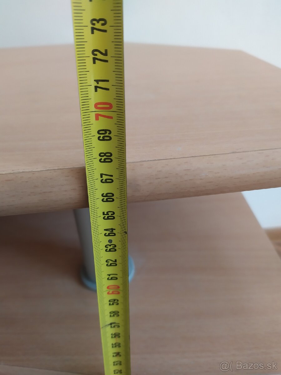 Predám stolík pod televízor - 2