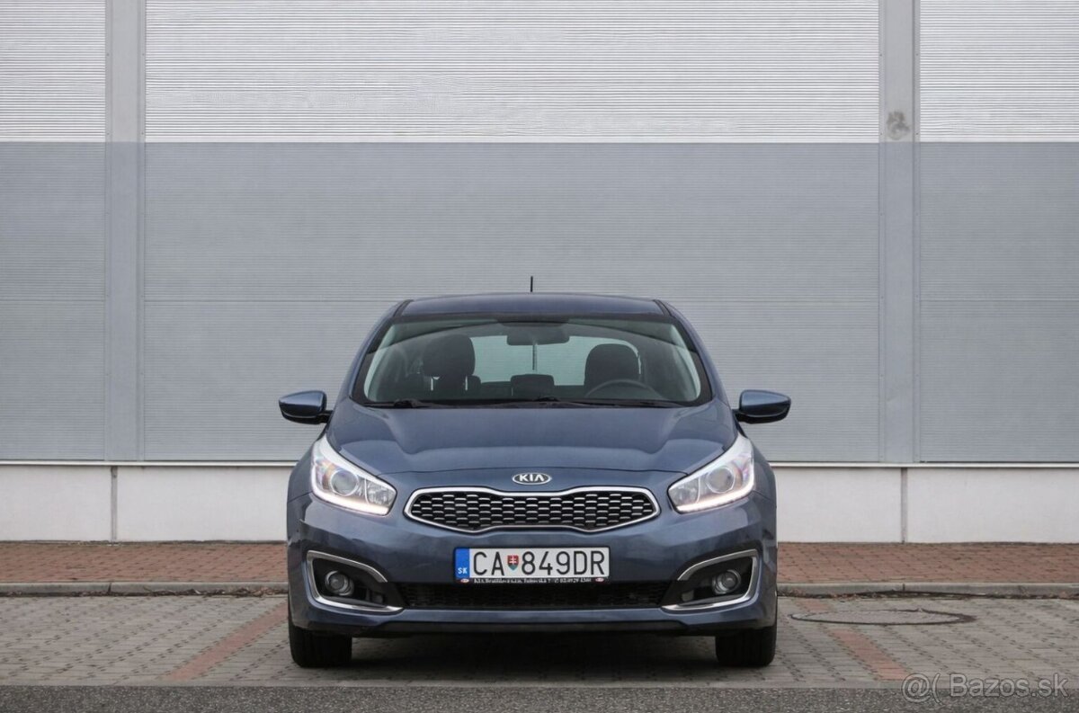 Kia Ceed 1.4 CRDi Silver - 2