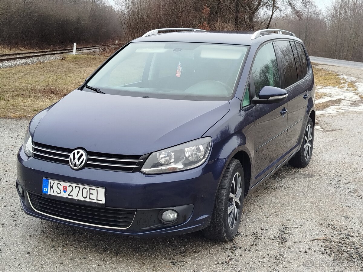 Volkswagen Touran - 2