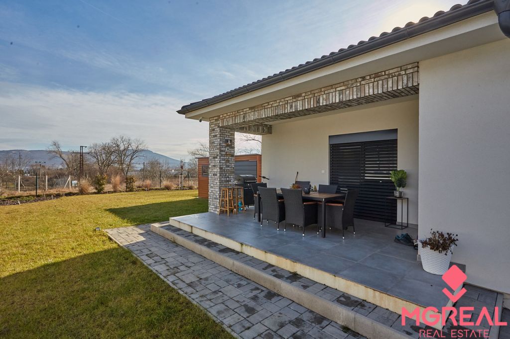 4 izbový rodinný dom bungalov novostavba Nitra - Lužianky - Widok 2