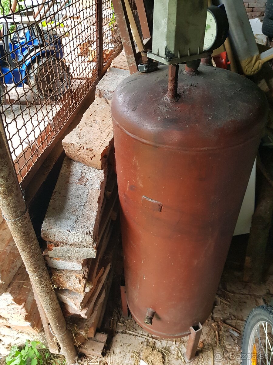 Ponúkam na predaj 125 litrovú tlakovú nádrž - 2
