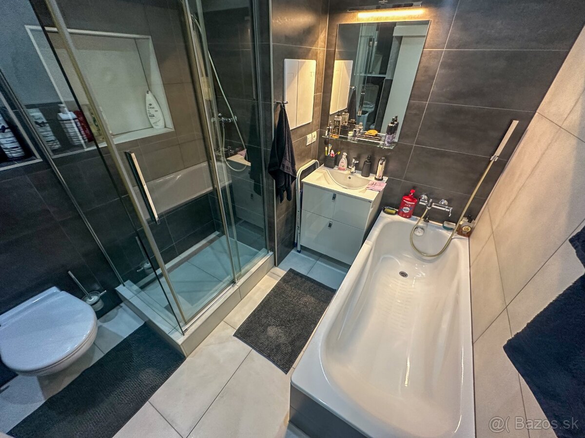 PREDAJ 1 izb. byt 35 m2 po kompletnej rek. ul. Škarvana - 2