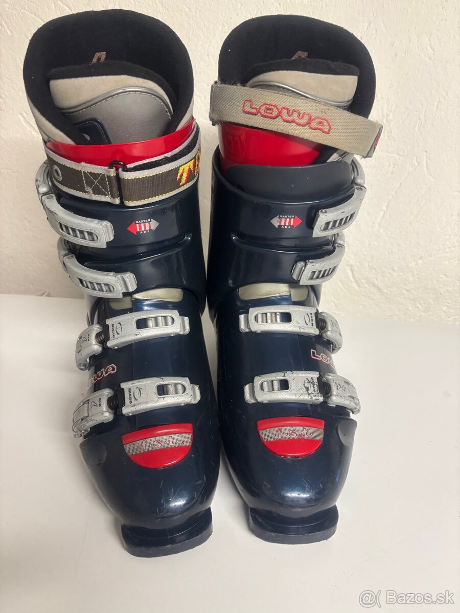 Predám lyžiarky Tecnica lowa č.45 - 2