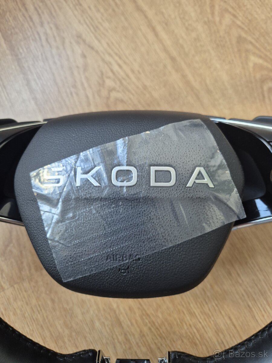 SKODA VYHRIEVANY VOLANT S PADLAMI DSG - 2