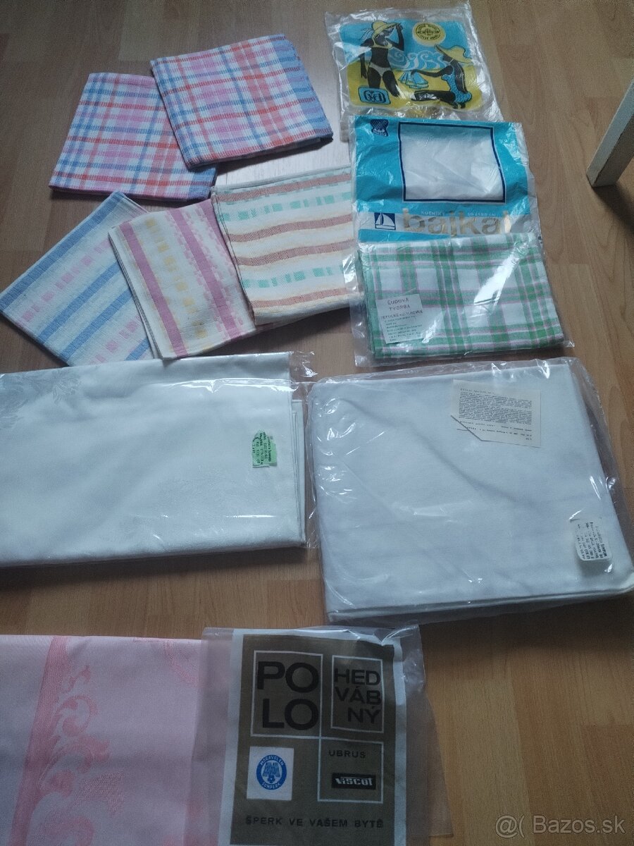 Retro utierky obrus - 2