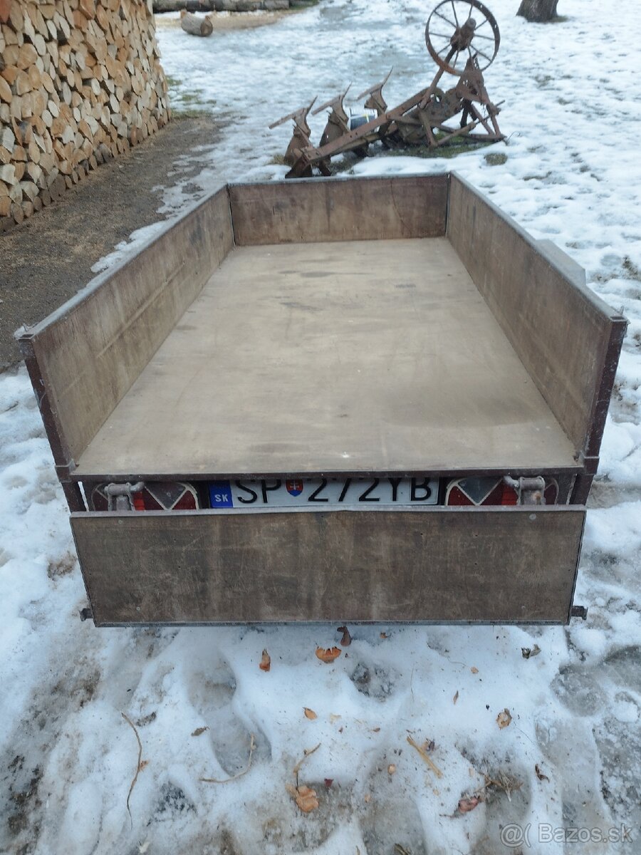 Predám prívesný vozík - 2