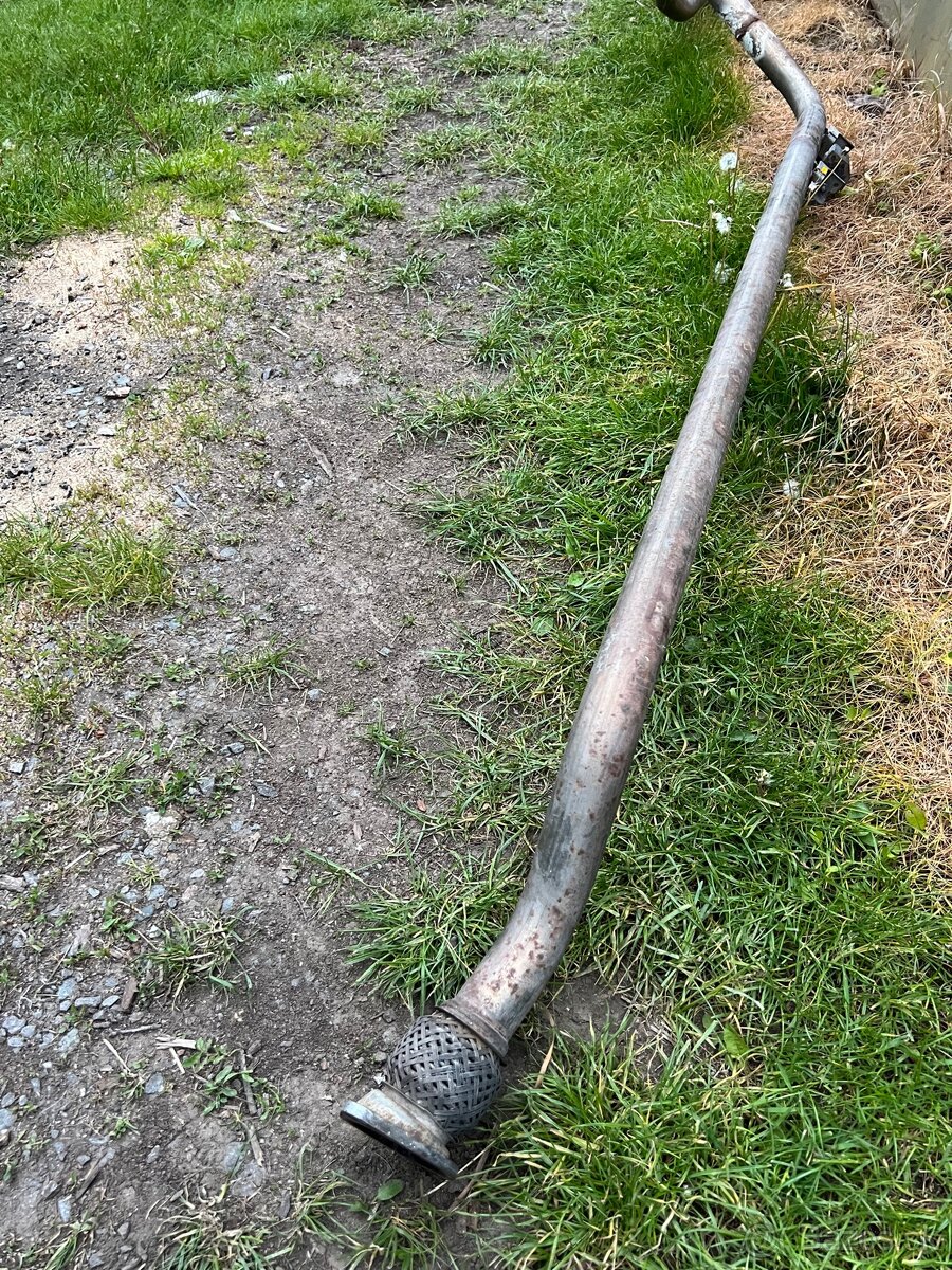 Výfuk scenic 2 1.9dci - 2