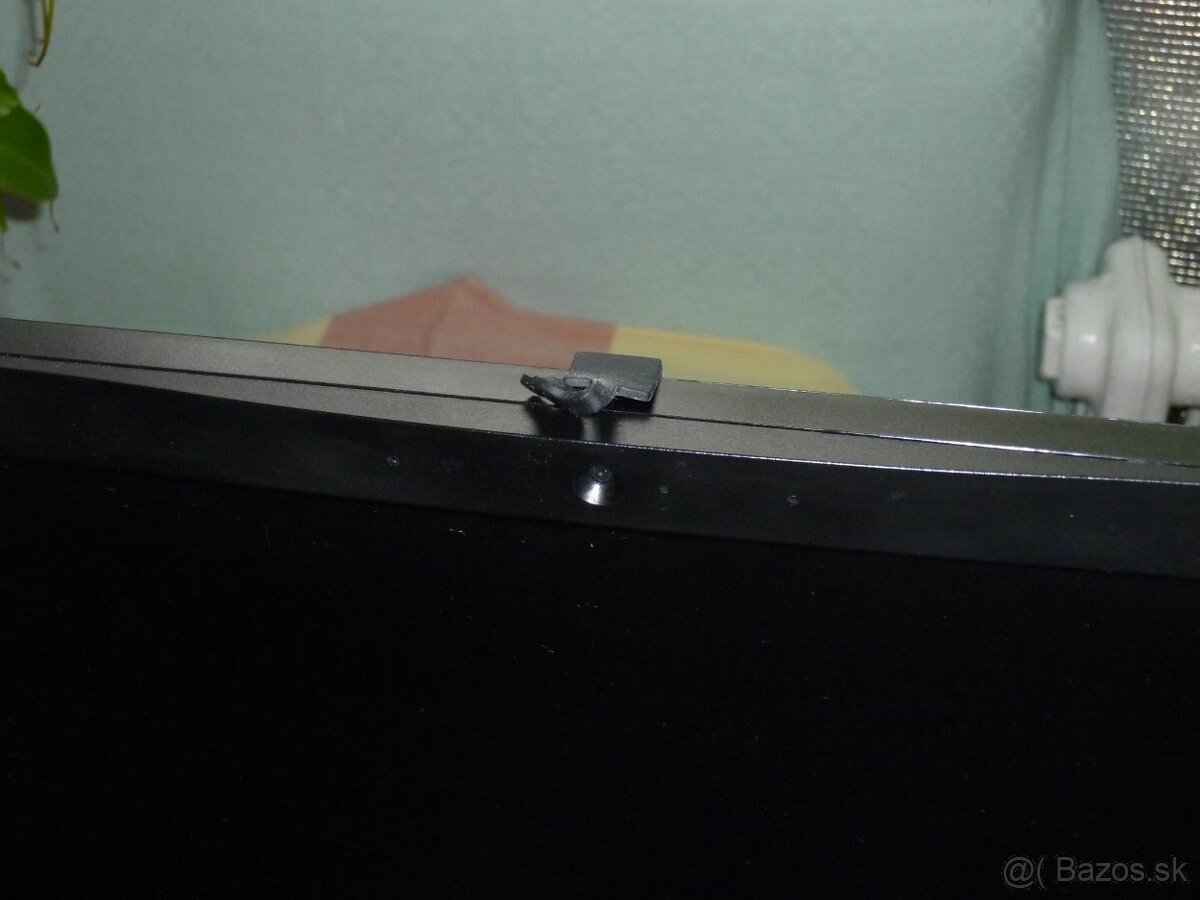 Predám LCD/LED monitor HP Compaq LA2206xc - 2