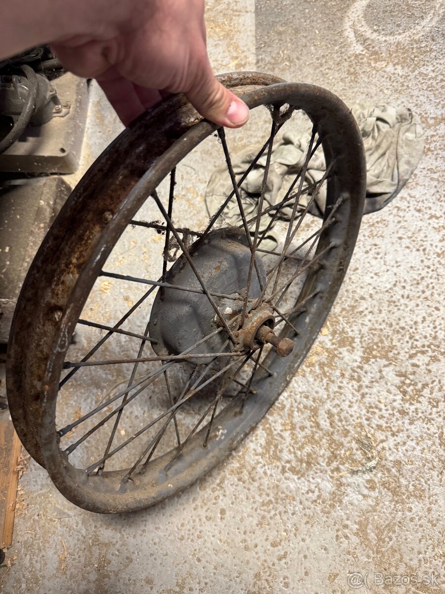 Predné koleso Jawa 250 perák - 2