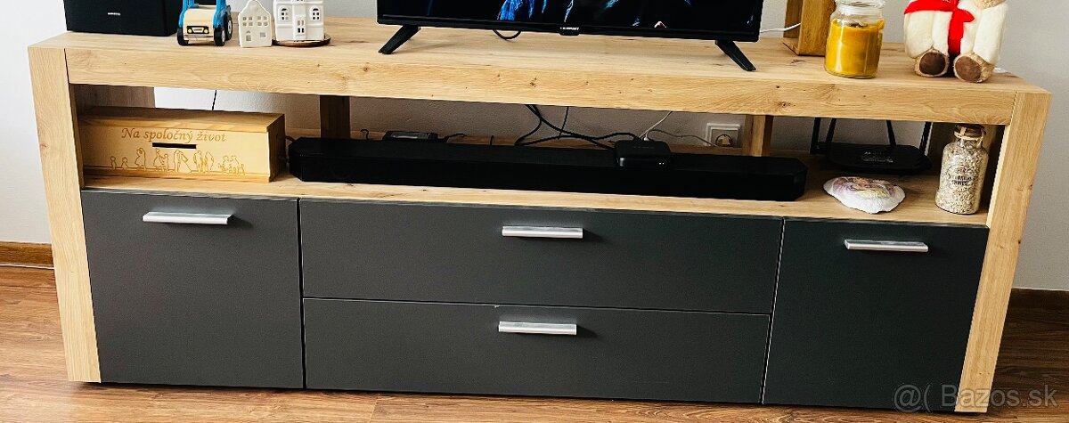 TV skrinka - 2