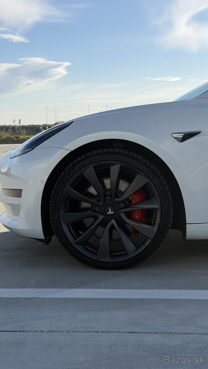 Tesla Model 3 Performance - NA PREDAJ - 2
