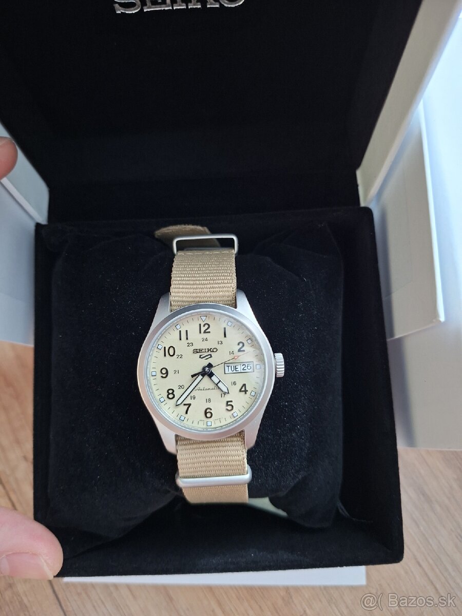 Seiko 5 SRPJ83K1 Automatic - 2