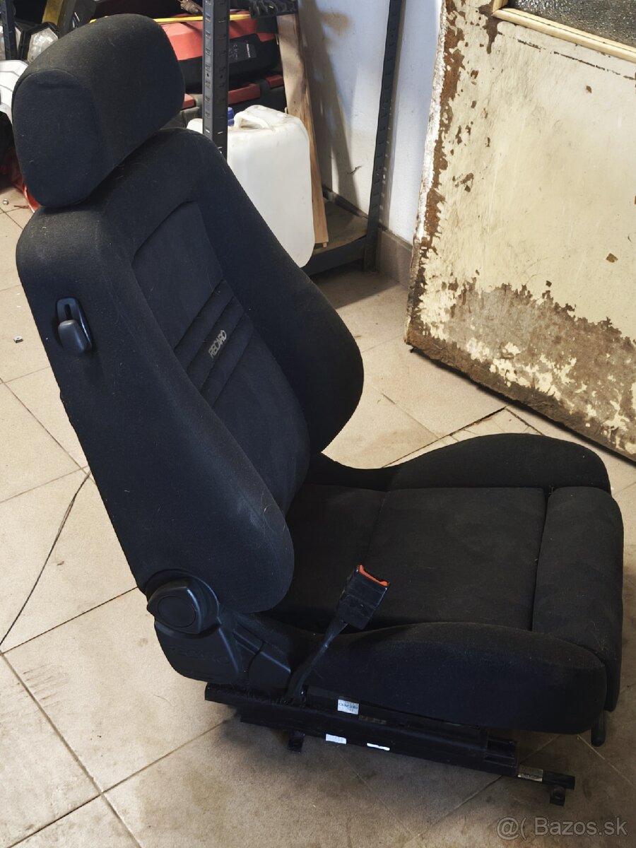 Recaro sedačka - 2