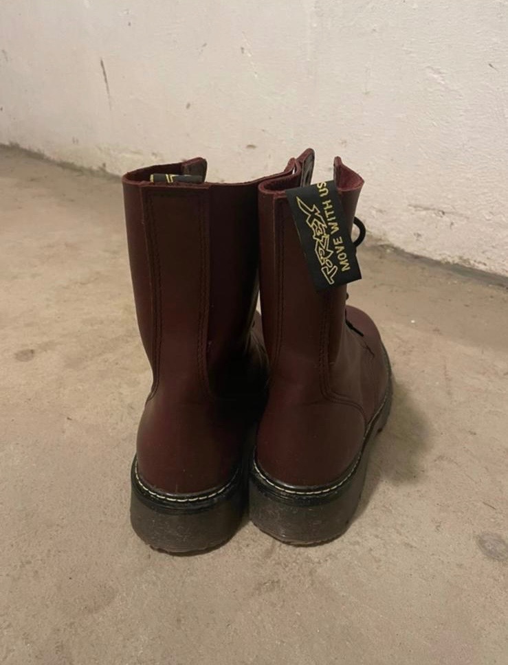 T-REX (Dr. Martens) - 2