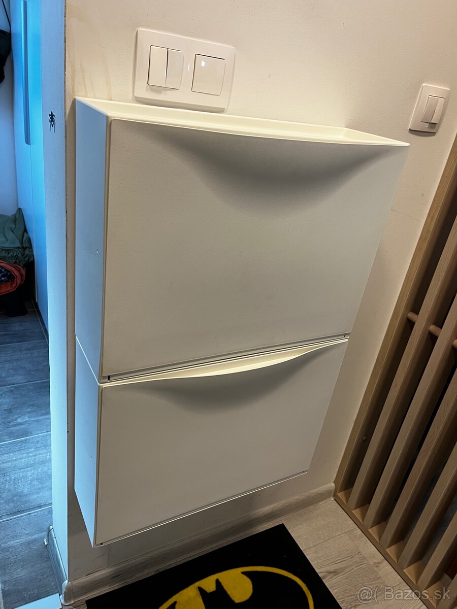 TRONES botnik IKEA - 2