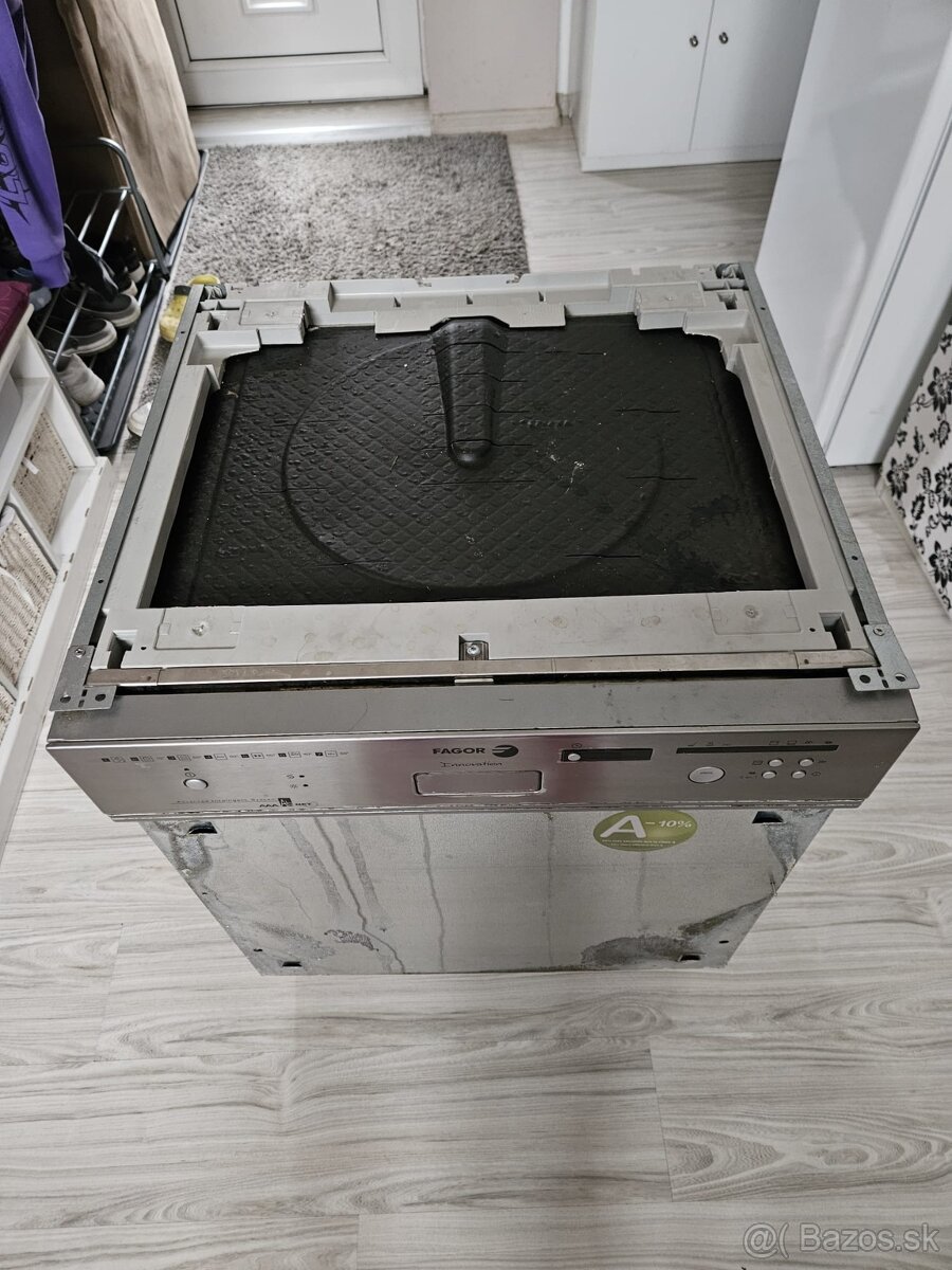 Umývačka riadu - 2