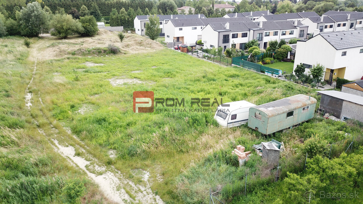 Pozemok Marianka 800 m2 super cena - 2