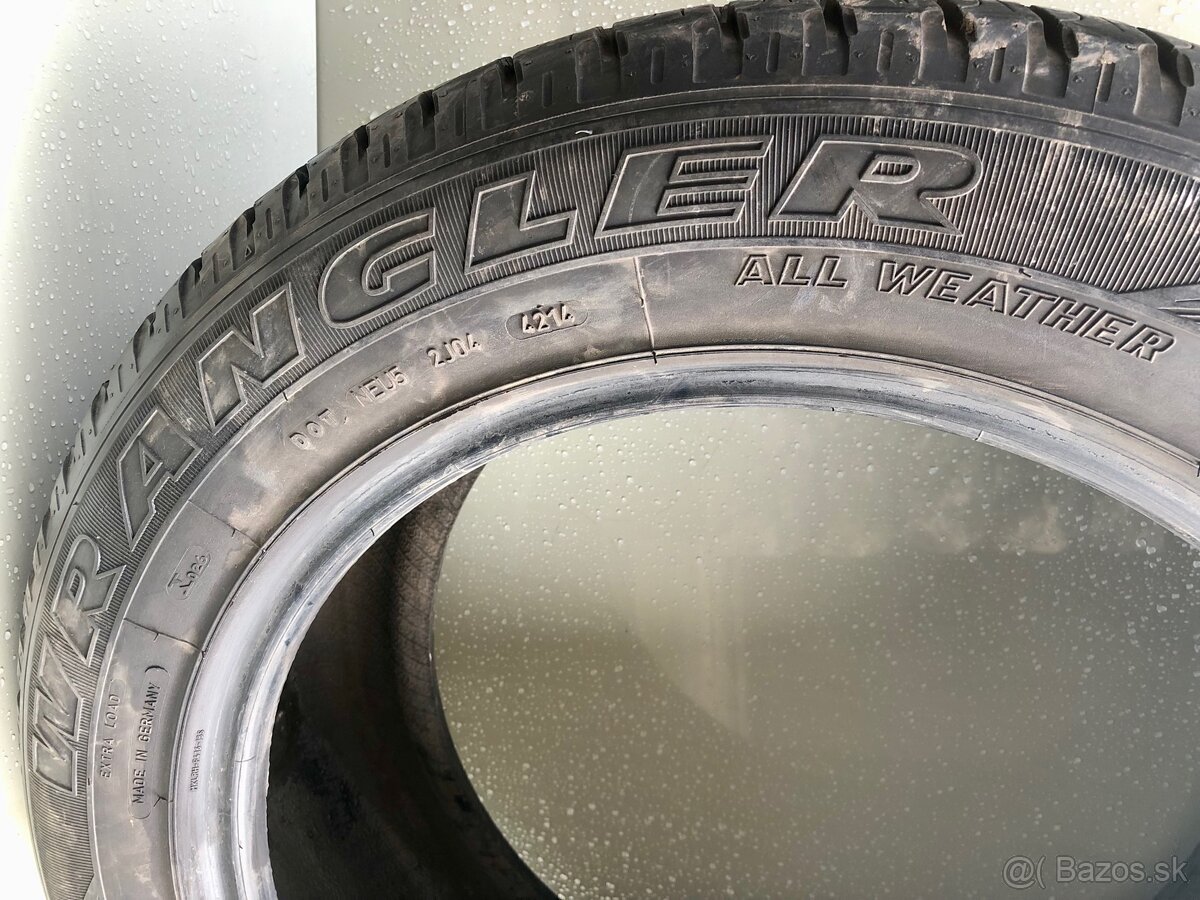 Good Year Wrangler 255/55R19 - 2
