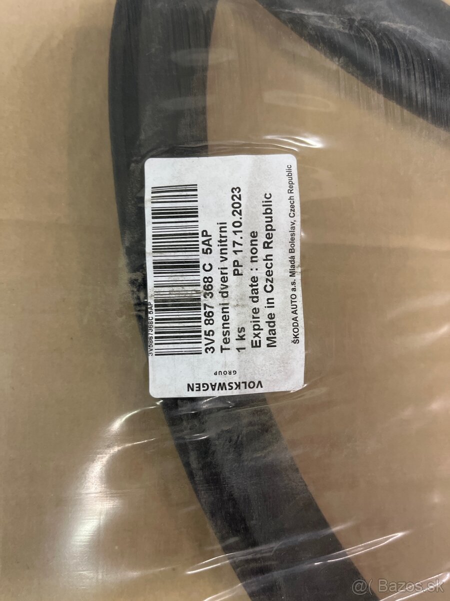 Tesnenie PZ dveri škoda superb 3 - 2