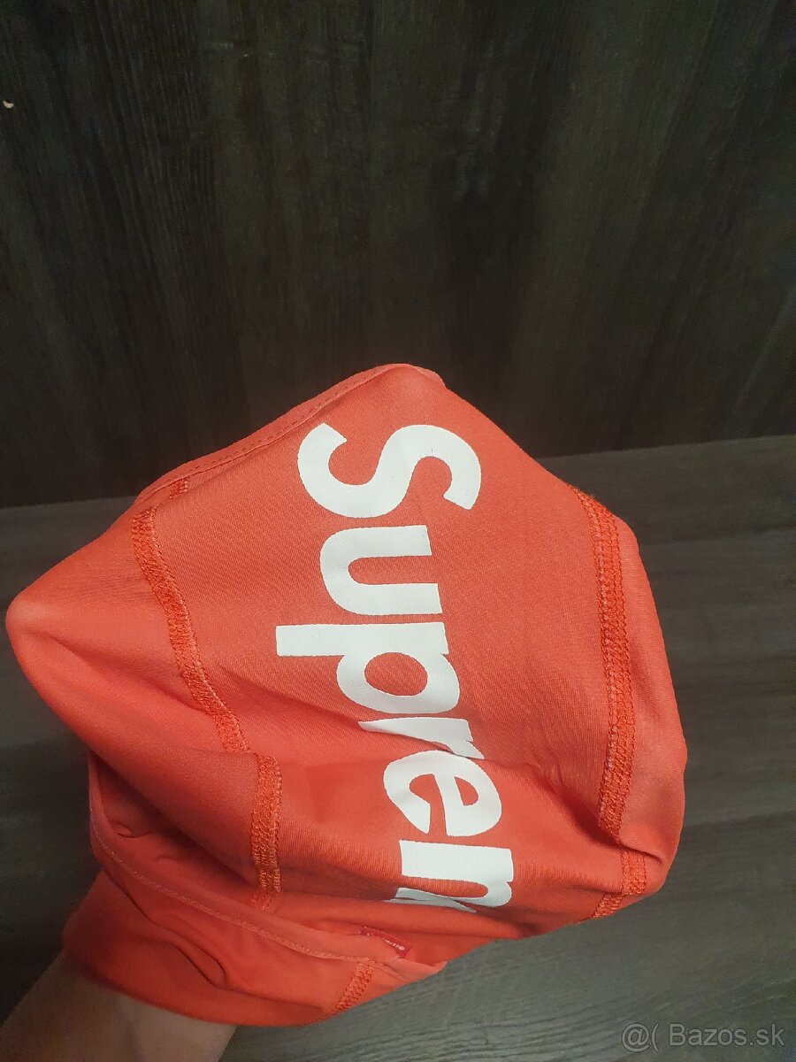 Supreme kukla - 2