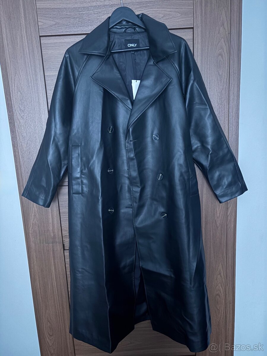 Koženkový kabát - 2