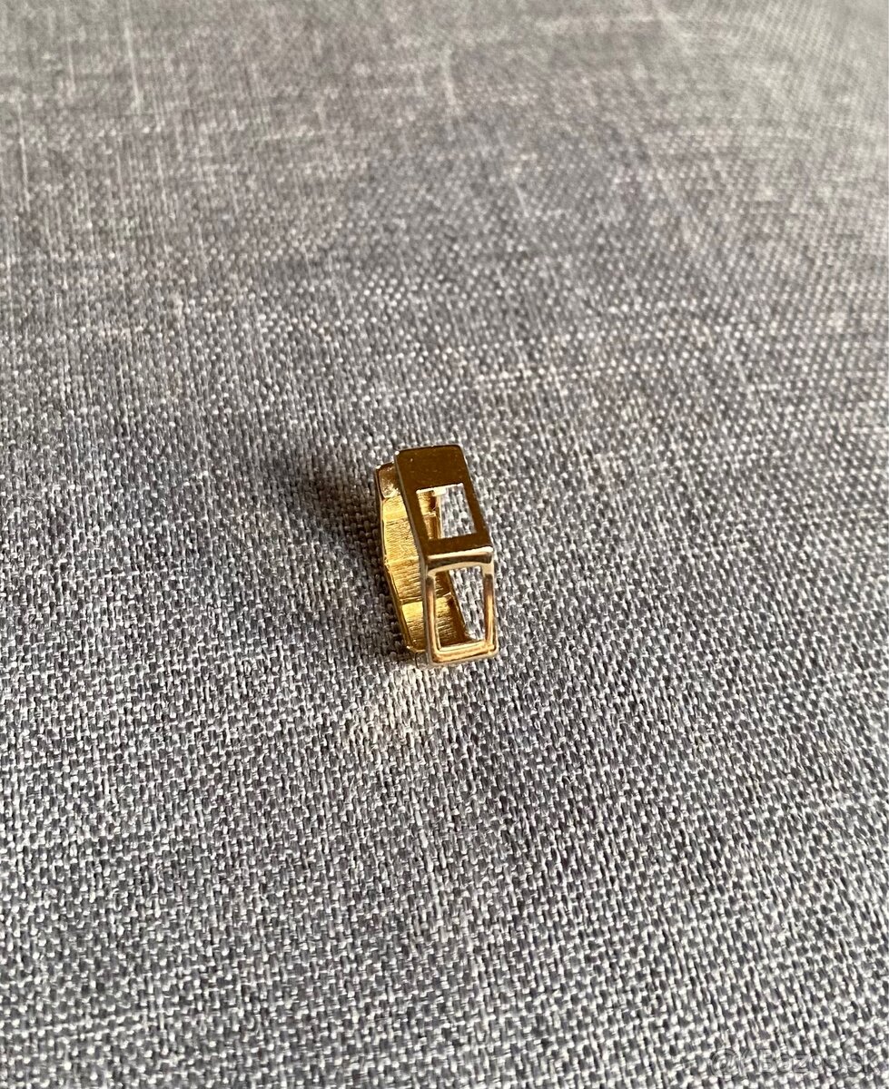 Zlatá náušnica, predám - 2