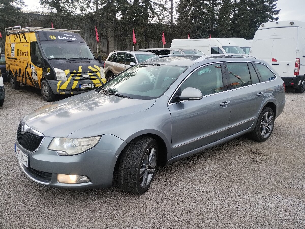 Škoda Superb Combi 2.0 TDI CR 170k Elegance DSG - 2