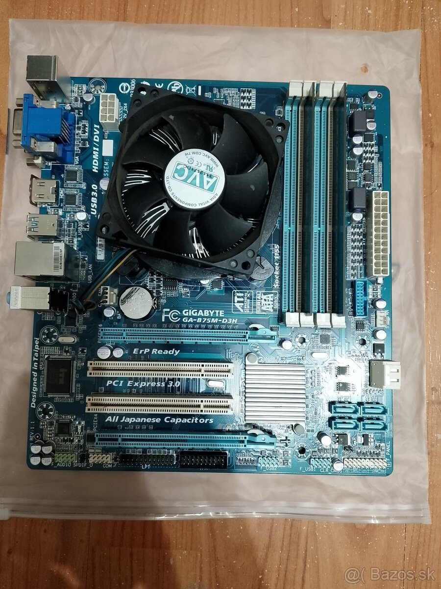 Doska gigabyte s procesorom - 2