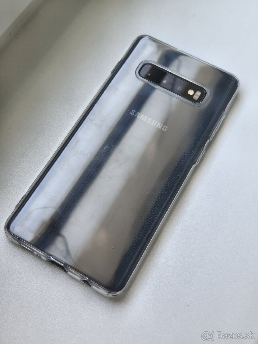 128/8GB Samsung S10+ - 2