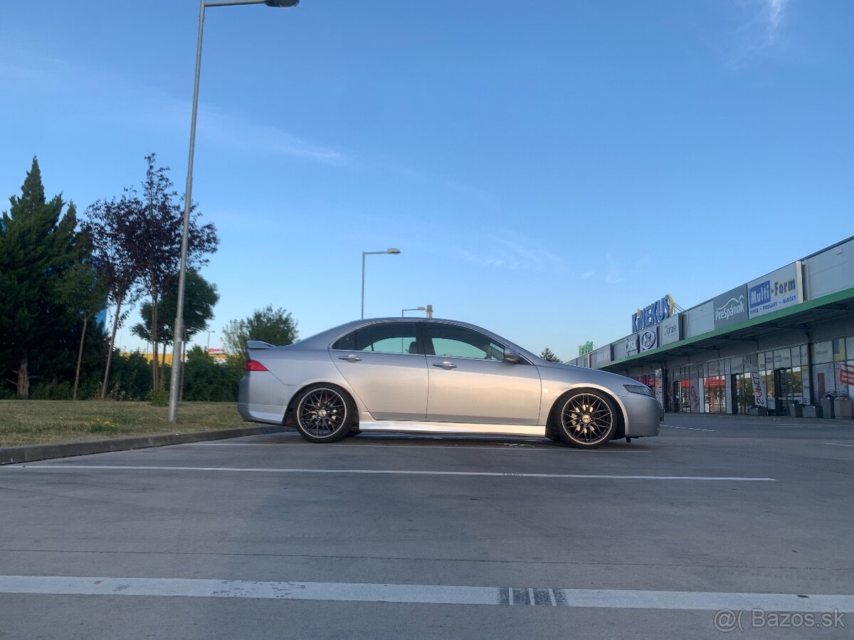 Honda Accord 7g - 2
