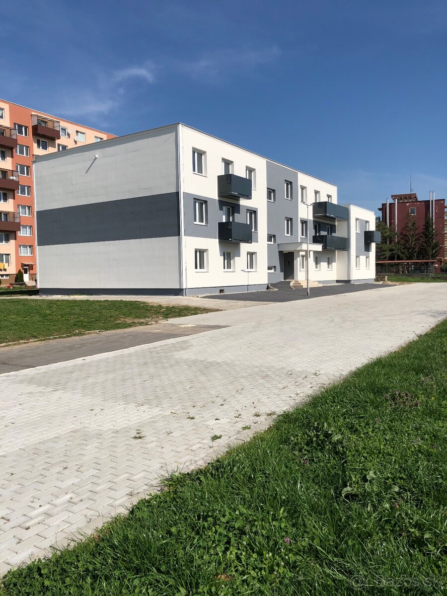 2 izb byt ,s balkonom - 2