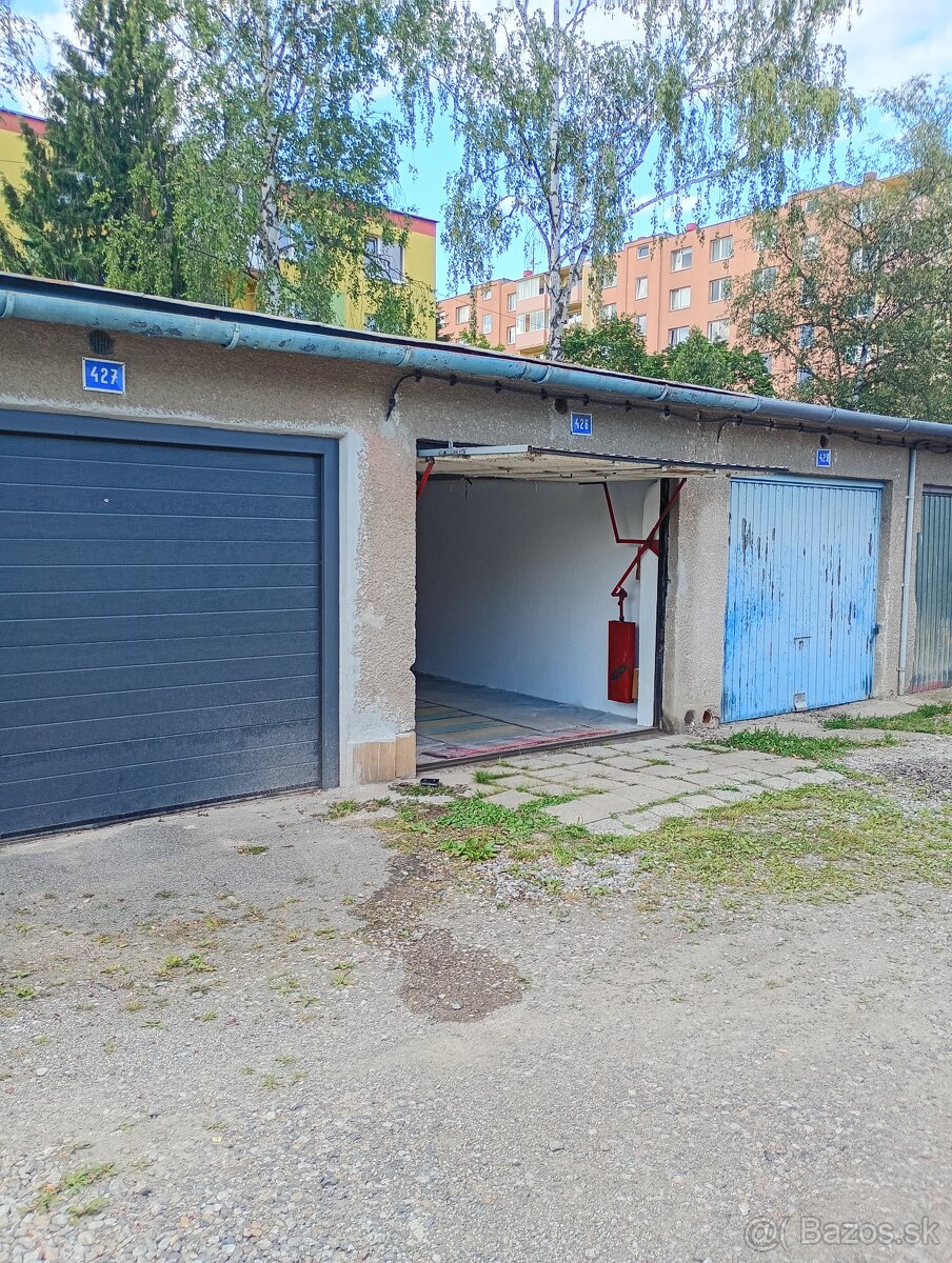 Garáž SNV sídl. Tarča - 2