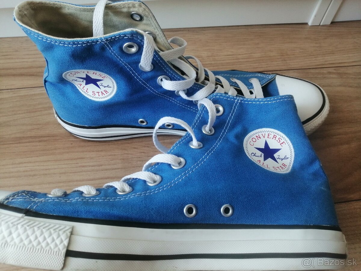 Converse modre - 2