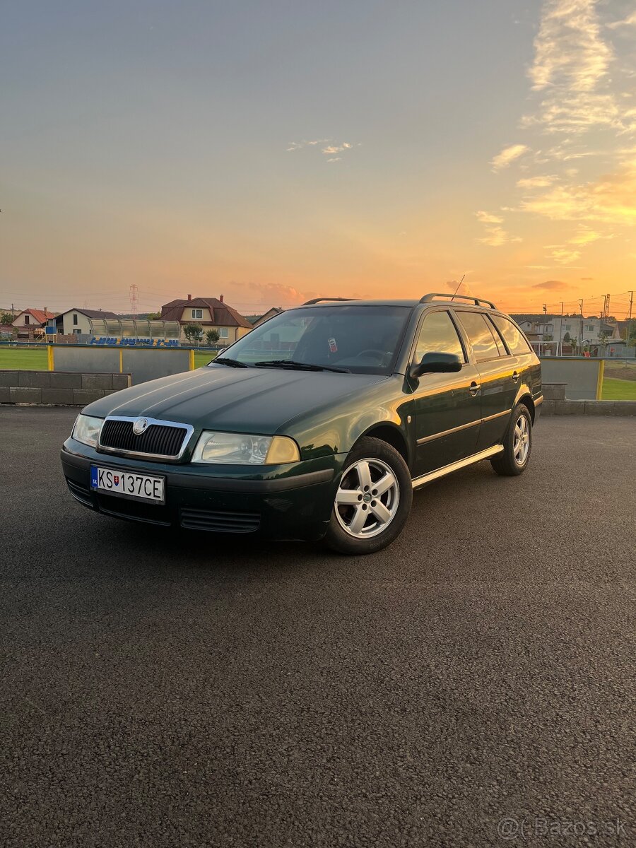Škoda Octavia 1 - 2