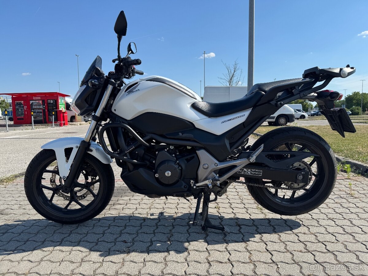 Honda NC750S DCT - 2