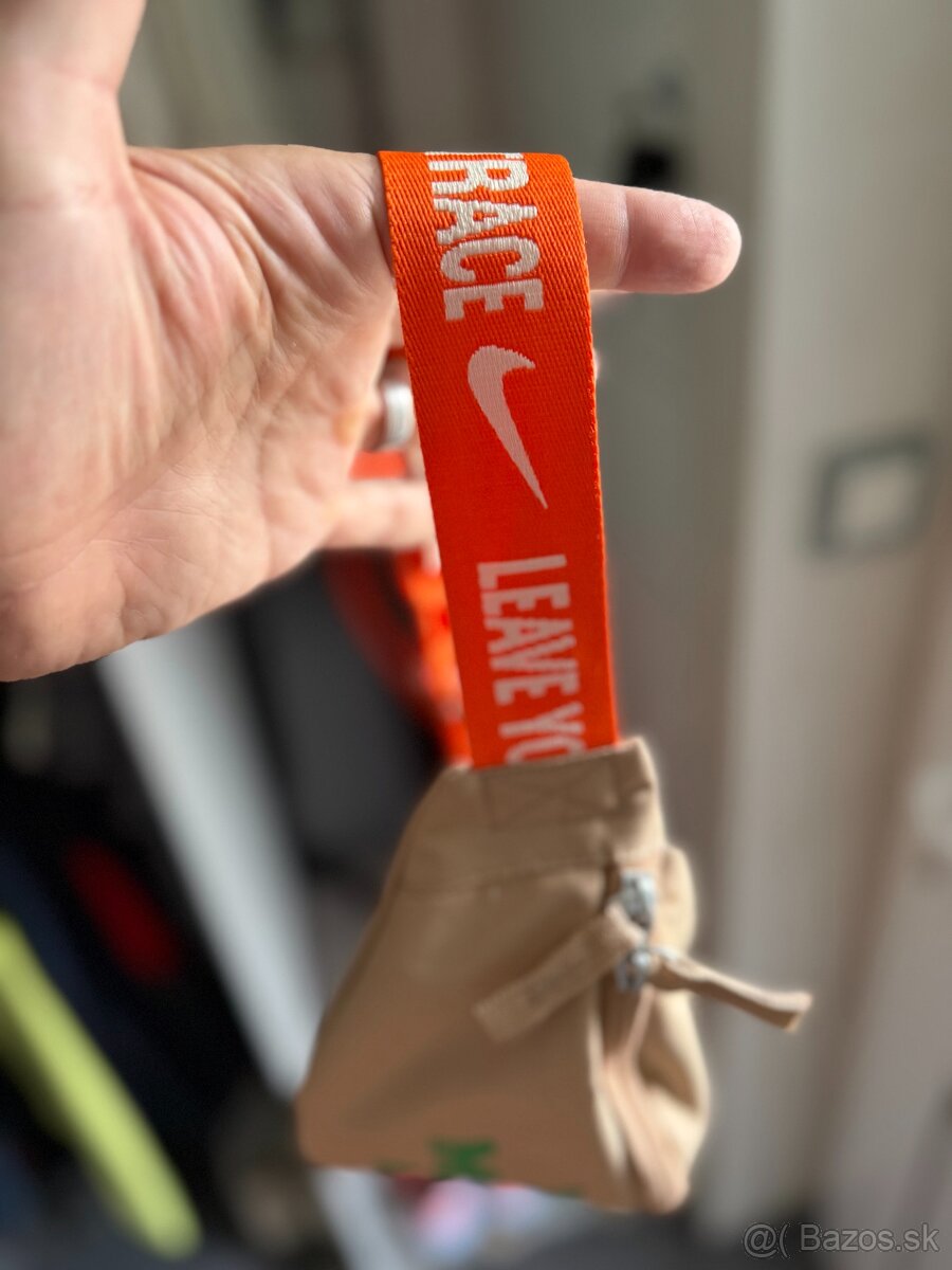 Nike ladvinka - 2