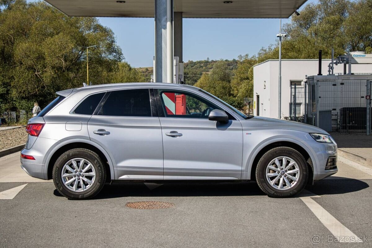 Audi Q5 40 2.0 TDi Quattro / Vzduch - 2