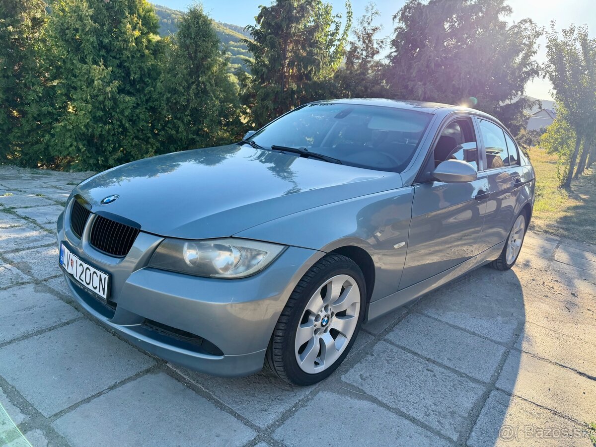 BMW E90 320D - 2