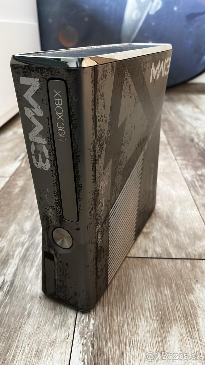 XBOX 360 SLIM MW3 - 2