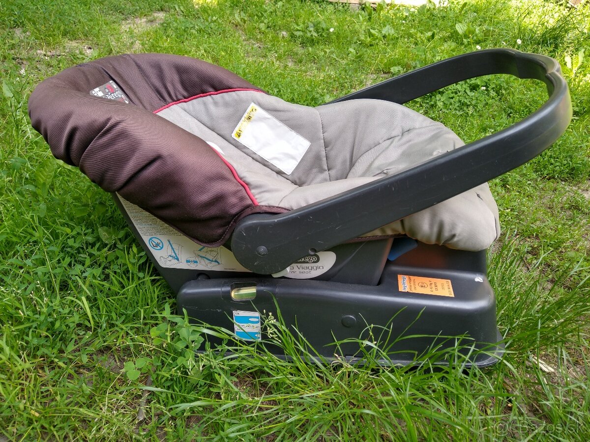 Detská sedačka vajíčko Peg Perero so základňou - 2