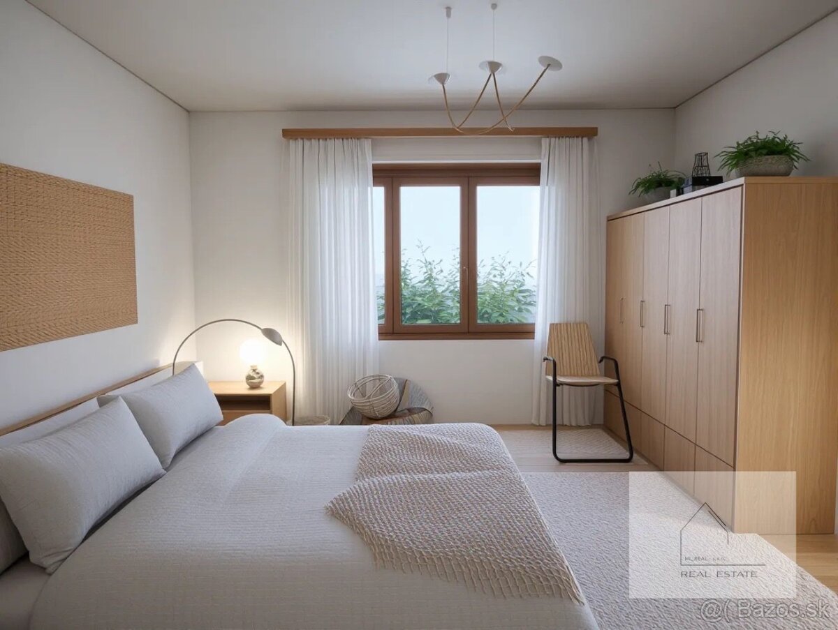 Predaj rodinného domu s veľkým pozemkom pri Vrábľoch - 2